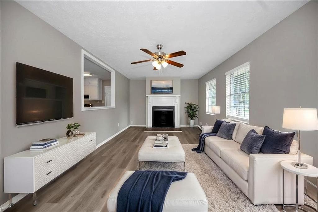 3 bedroom, 2 bathroom, 1,877 sq ft single family residence under contract at 139 Caldwell Drive, Hampton, GA 30228 — photo 6