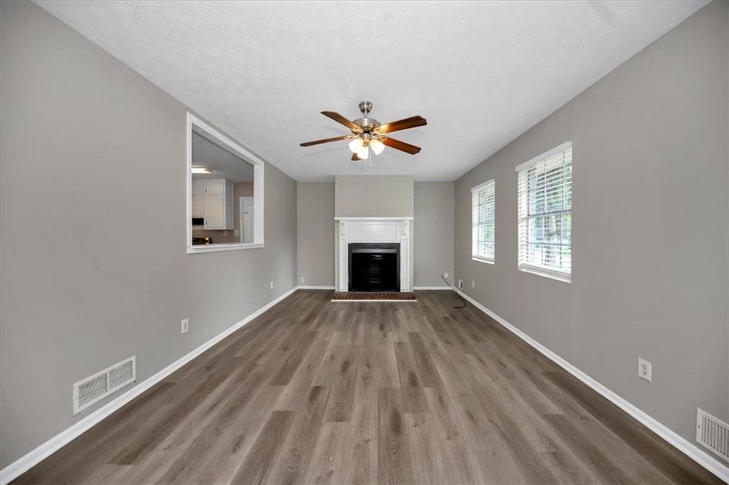 3 bedroom, 2 bathroom, 1,877 sq ft single family residence under contract at 139 Caldwell Drive, Hampton, GA 30228 — photo 7