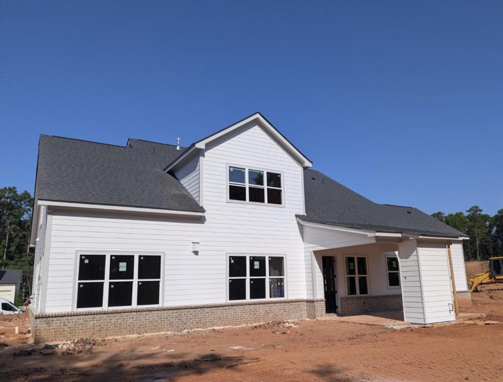 5 bedroom, 5 bathroom, 3,679 sq ft single family residence for sale at 4570 Greyson Manor Drive, Cumming, GA 30041 — photo 2