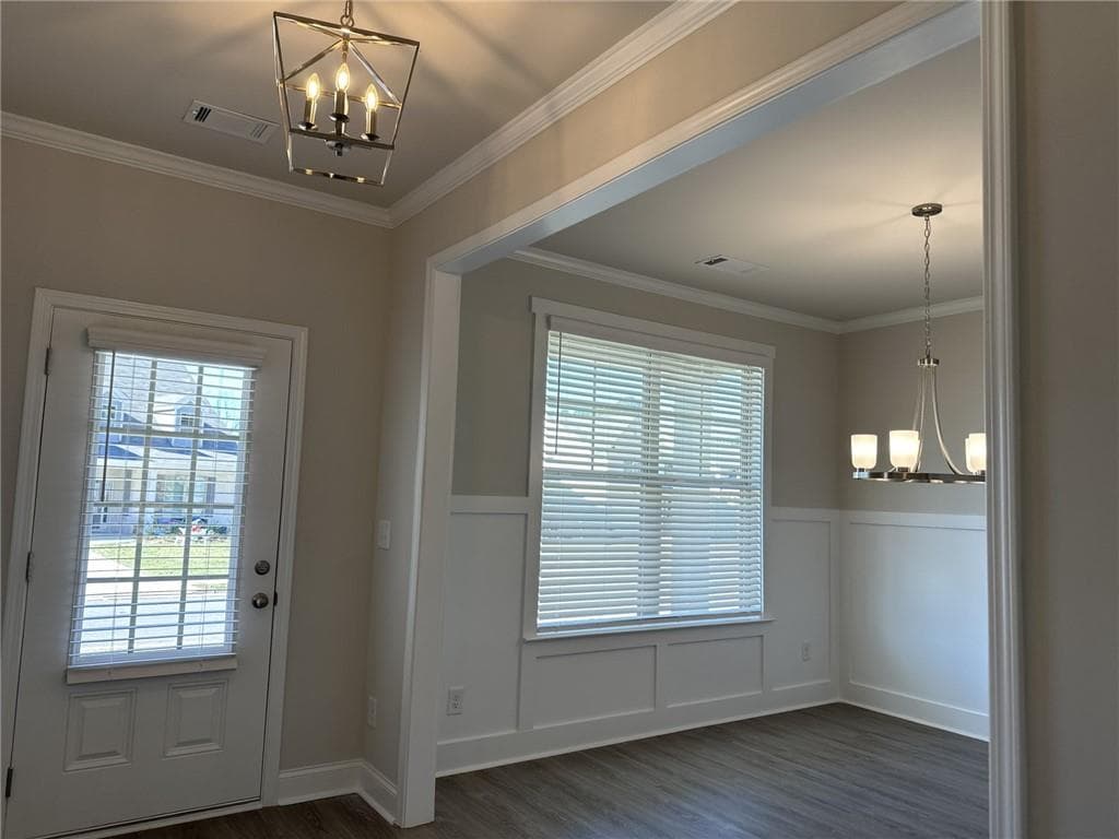 5 bedroom, 3 bathroom, 2,551 sq ft single family residence for rent at 3517 Lockaby Way, Lawrenceville, GA 30044 for $2,800 a month — photo 3