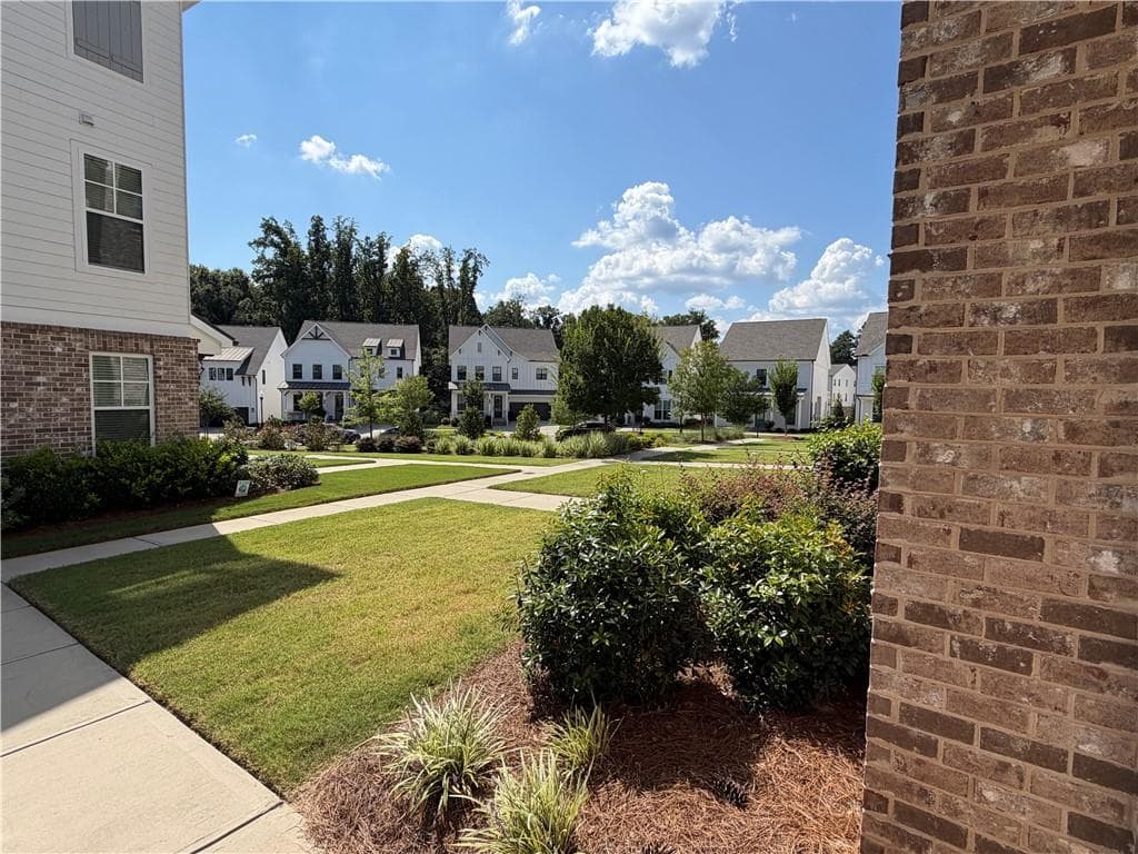 4 bedroom, 4 bathroom, 2,235 sq ft townhouse for sale at 3488 Reaping Ridge, Suwanee, GA 30024 — photo 5