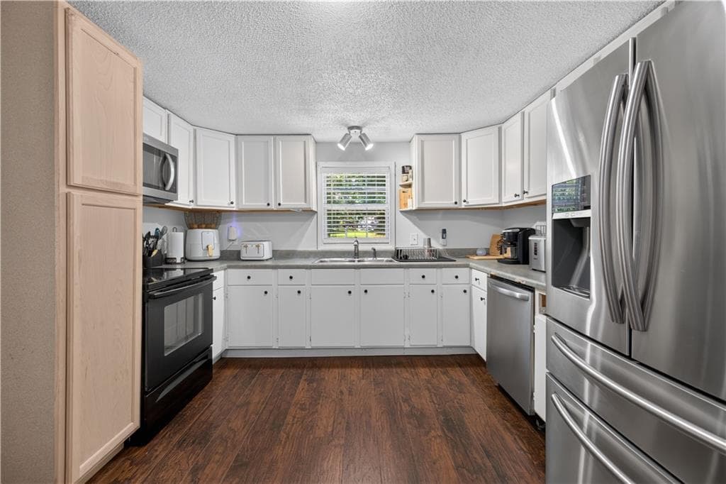 3 bedroom, 2 bathroom, 1,676 sq ft single family residence under contract at 39 Cabin Creek Circle, Commerce, GA 30529 — photo 9