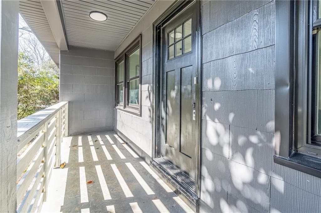 2 bedroom, 1 bathroom, 1,003 sq ft single family residence for sale at 2272 Wallace Drive, Chamblee, GA 30341 — photo 5