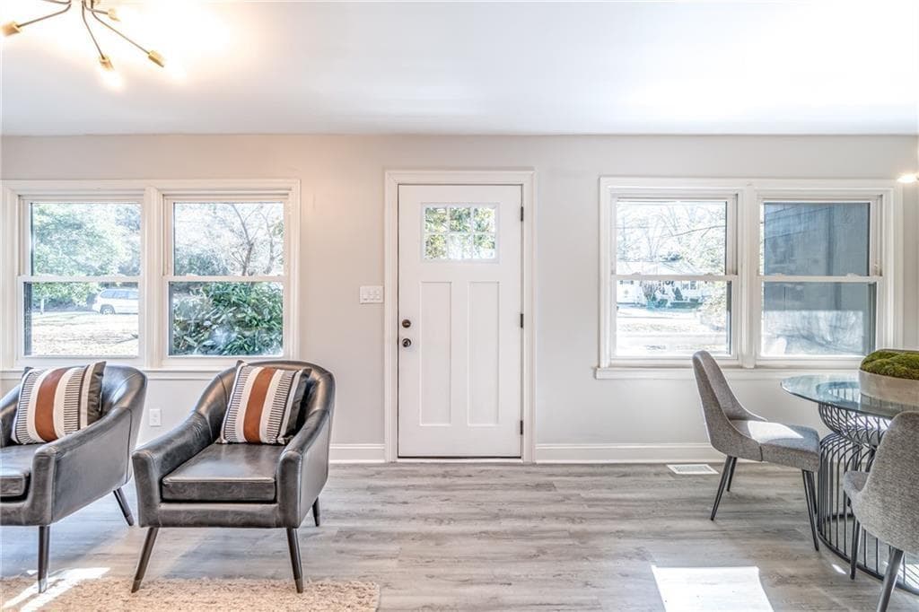 2 bedroom, 1 bathroom, 1,003 sq ft single family residence for sale at 2272 Wallace Drive, Chamblee, GA 30341 — photo 9