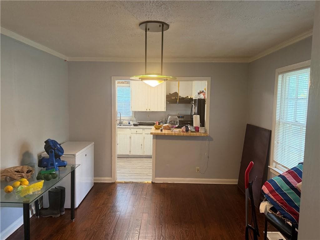 2 bedroom, 1 bathroom, 903 sq ft single family residence for sale at 204 Birch Street, Hapeville, GA 30354 — photo 5