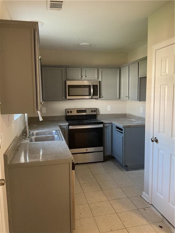 4 bedroom, 3 bathroom, 1,380 sq ft townhouse for sale at 838 Store House Court, Monroe, GA 30655 — photo 4