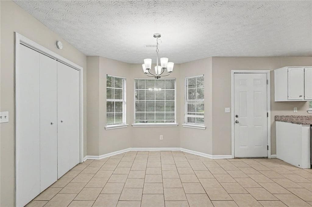 3 bedroom, 2 bathroom, 1,684 sq ft single family residence for sale at 495 Robin Road, Covington, GA 30016 — photo 8