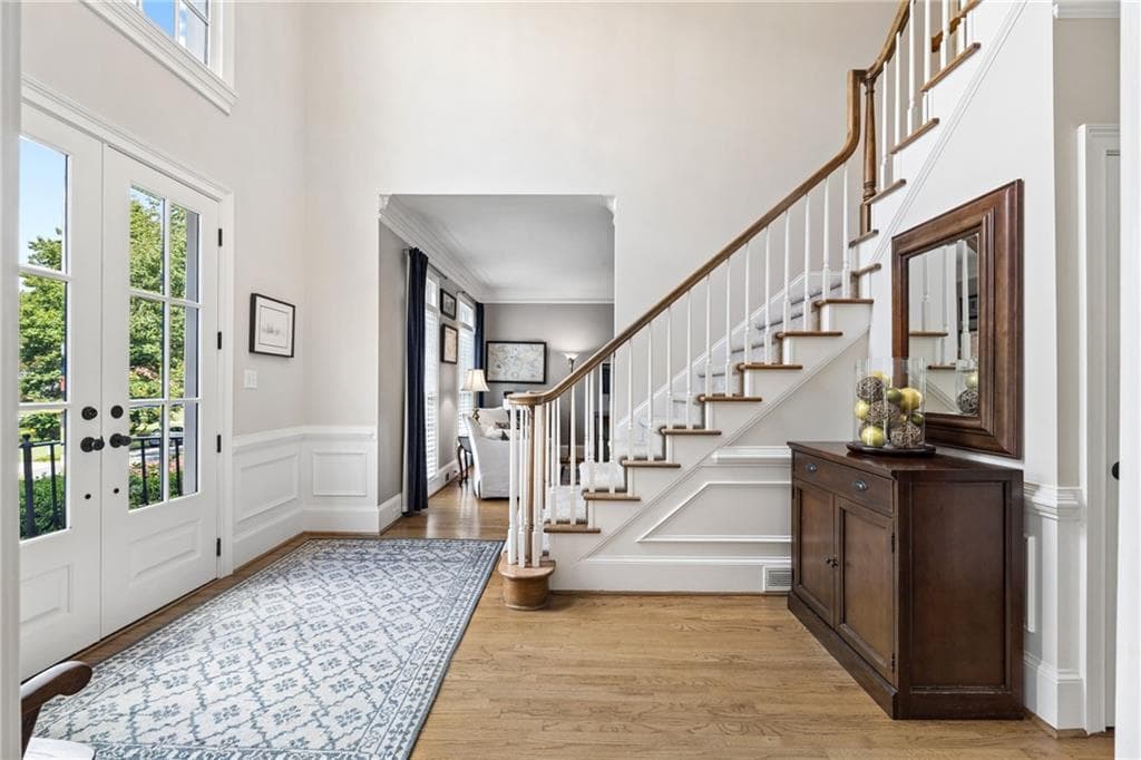 5 bedroom, 5 bathroom, 5,125 sq ft single family residence under contract at 10755 Carrara Cove, Alpharetta, GA 30022 — photo 6