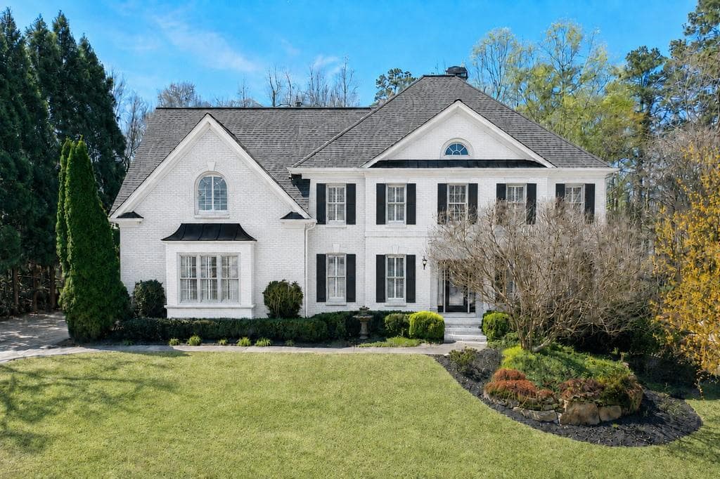 6 bedroom, 5 bathroom, 5,362 sq ft single family residence for sale at 14530 Creek Club Drive, Milton, GA 30004 — photo 2