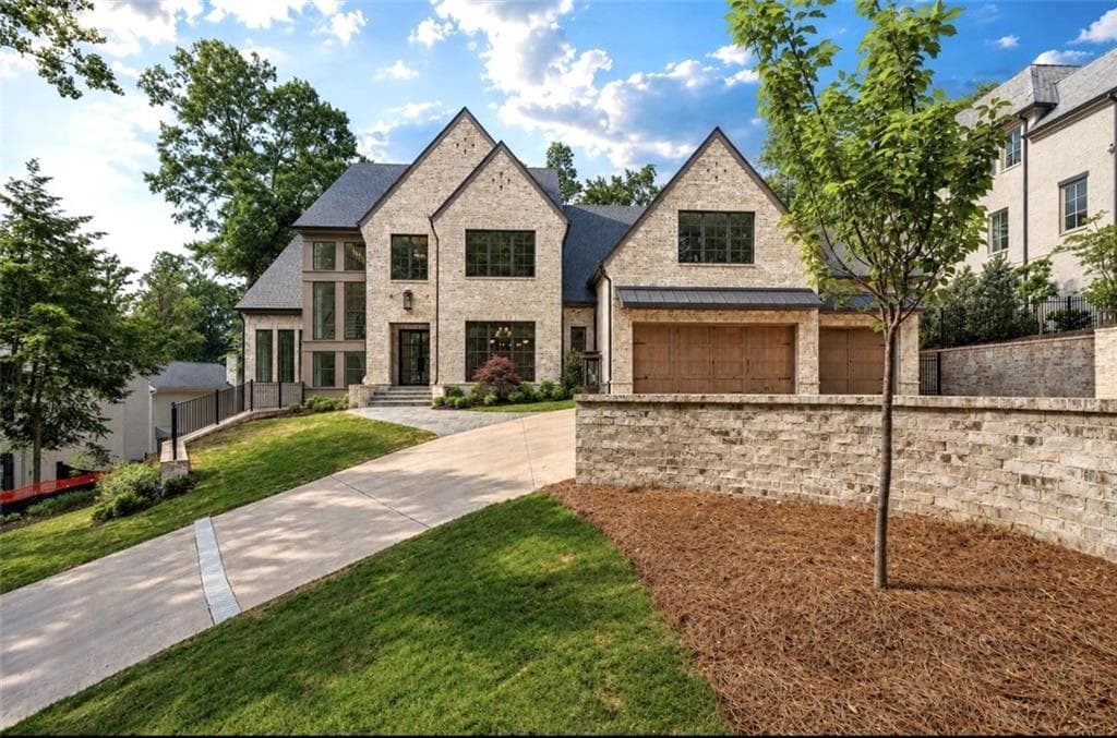 6 bedroom, 8 bathroom, 10,644 sq ft single family residence for sale at 95 Blackland Road, Atlanta, GA 30342 — photo 2