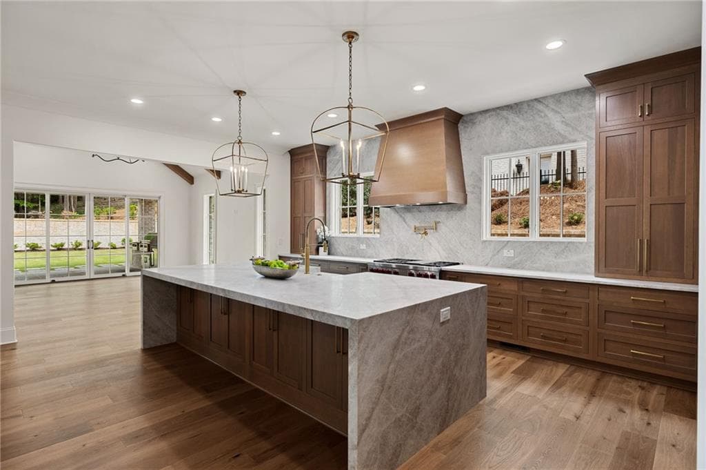 6 bedroom, 8 bathroom, 10,644 sq ft single family residence for sale at 95 Blackland Road, Atlanta, GA 30342 — photo 10