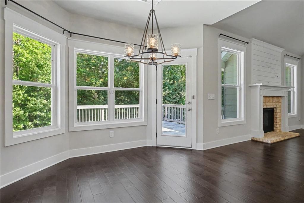 4 bedroom, 4 bathroom, 3,350 sq ft single family residence for sale at 181 Peppertree Drive, Newnan, GA 30265 — photo 8