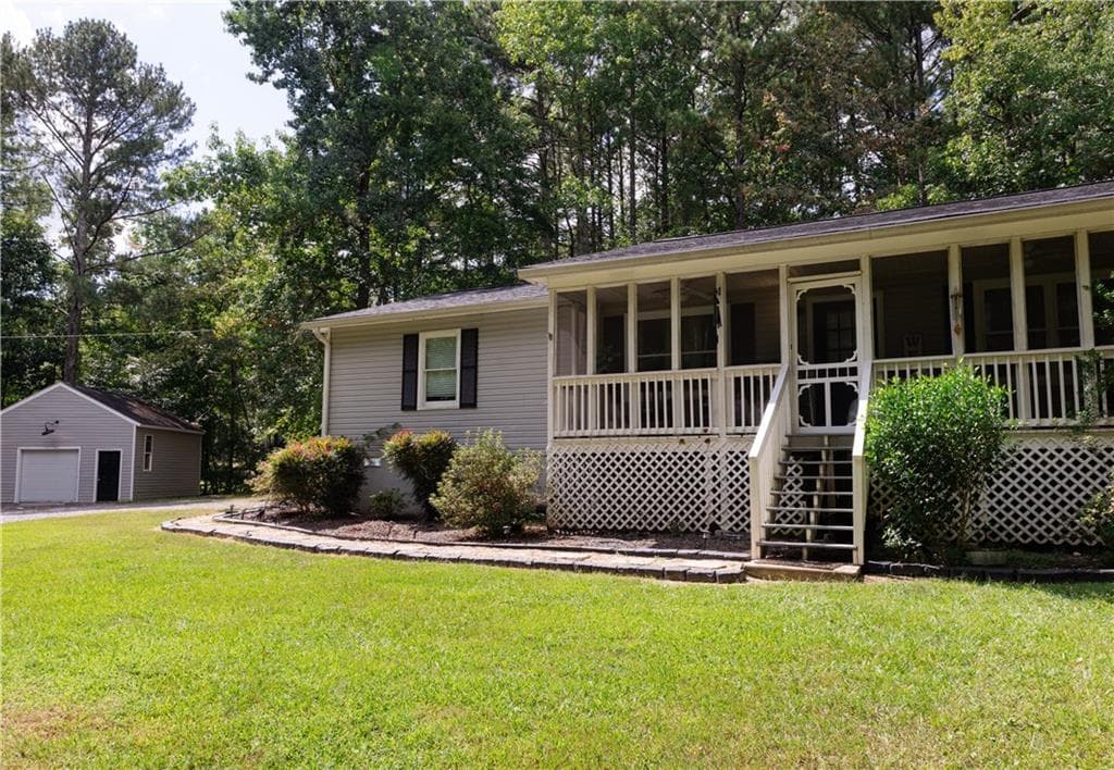 4 bedroom, 2 bathroom, 1,764 sq ft single family residence for sale at 2641 E Hermitage Road, Kingston, GA 30145