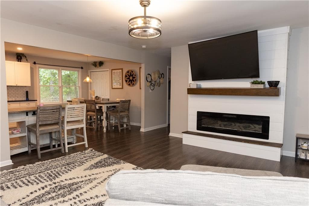4 bedroom, 2 bathroom, 1,764 sq ft single family residence for sale at 2641 E Hermitage Road, Kingston, GA 30145 — photo 7
