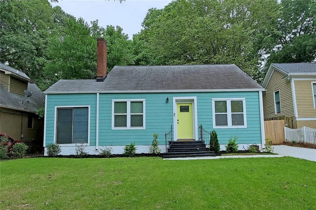 3 bedroom, 2 bathroom, 1,410 sq ft single family residence for rent at 2039 Ridgedale Road, Atlanta, GA 30317 for $3,200 a month — photo 2