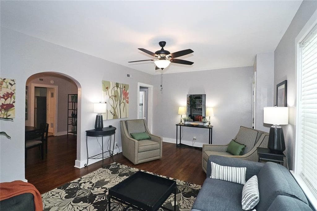 3 bedroom, 2 bathroom, 1,410 sq ft single family residence for rent at 2039 Ridgedale Road, Atlanta, GA 30317 for $3,200 a month — photo 6