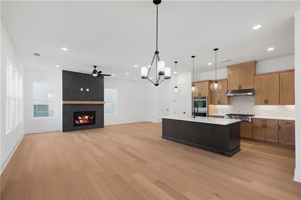 4 bedroom, 3 bathroom, 2,661 sq ft single family residence for sale at 1027 Winding Branch Drive, Canton, GA 30114 — photo 6