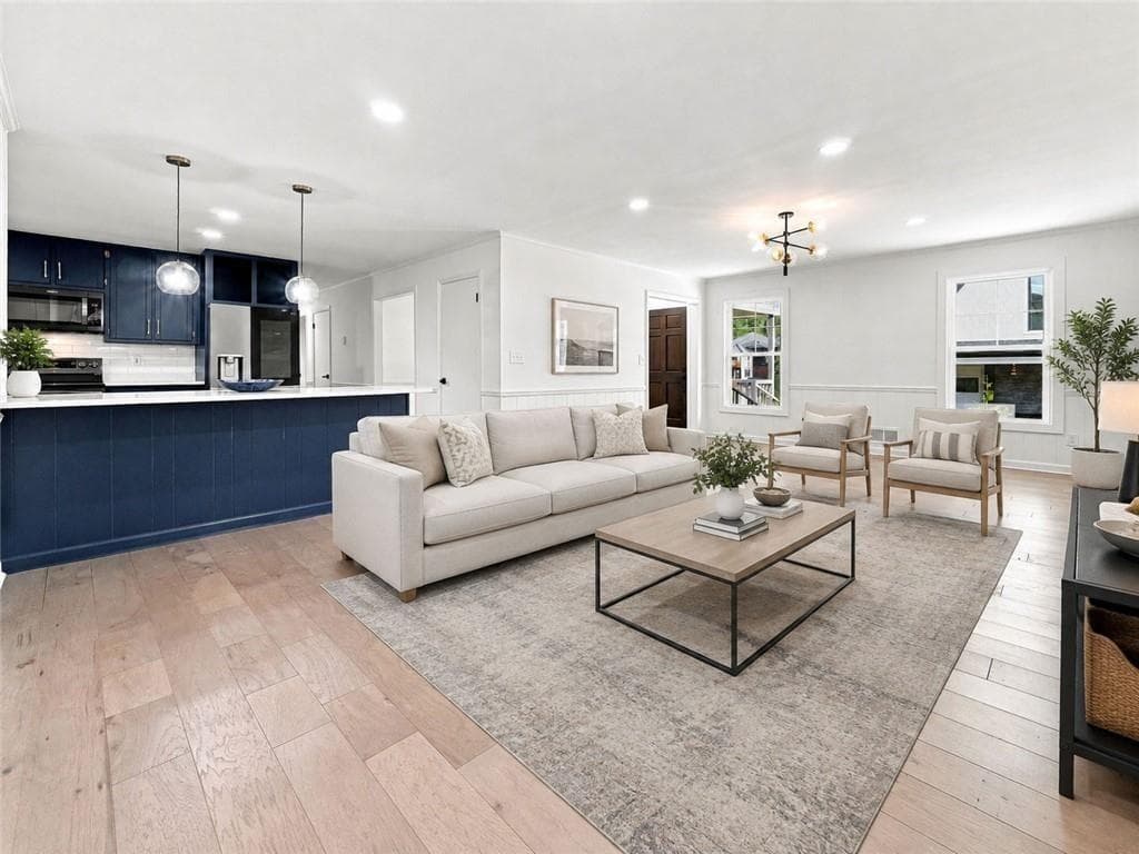 5 bedroom, 4 bathroom, 3,600 sq ft single family residence for sale at 4819 Batiste Lane, Acworth, GA 30101 — photo 3