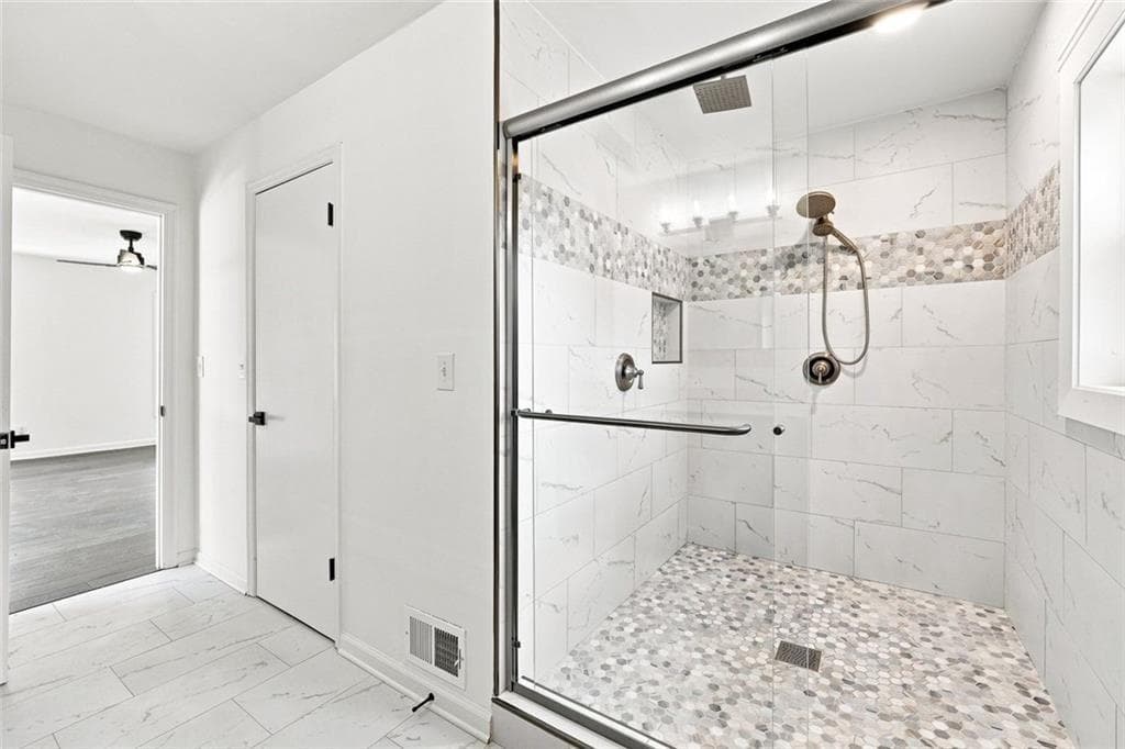 5 bedroom, 4 bathroom, 3,600 sq ft single family residence for sale at 4819 Batiste Lane, Acworth, GA 30101 — photo 9