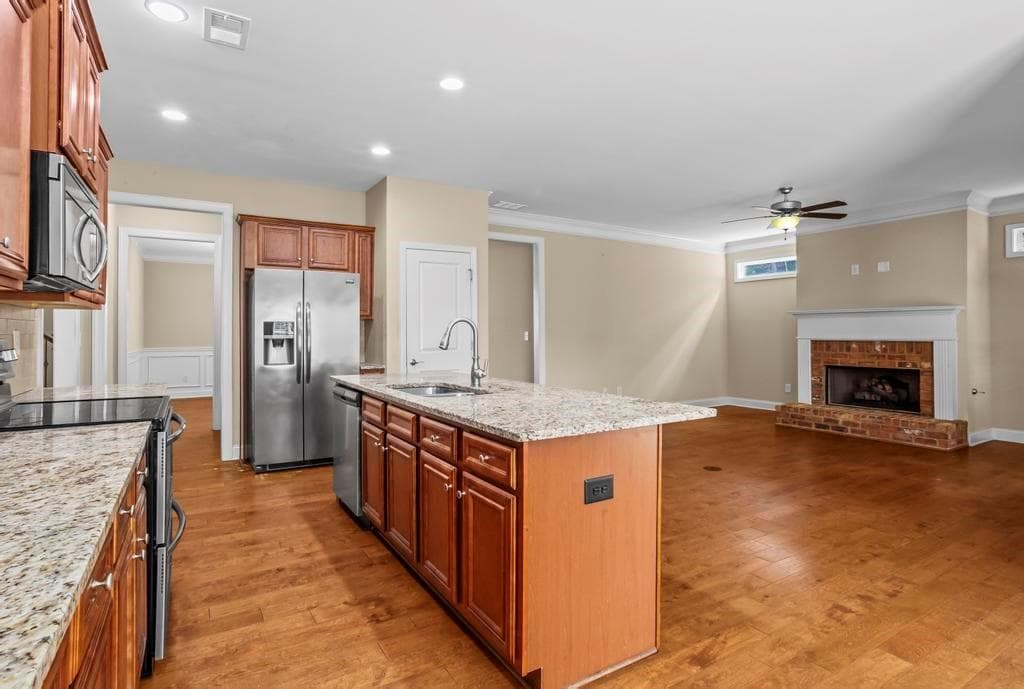 4 bedroom, 4 bathroom, 2,509 sq ft single family residence for sale at 3621 Foxtrot Trail, Kennesaw, GA 30144 — photo 9