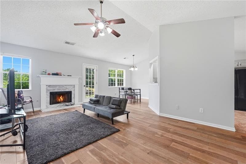 3 bedroom, 2 bathroom, 1,407 sq ft single family residence for sale at 695 Amelia Grove Lane, Lawrenceville, GA 30045 — photo 6