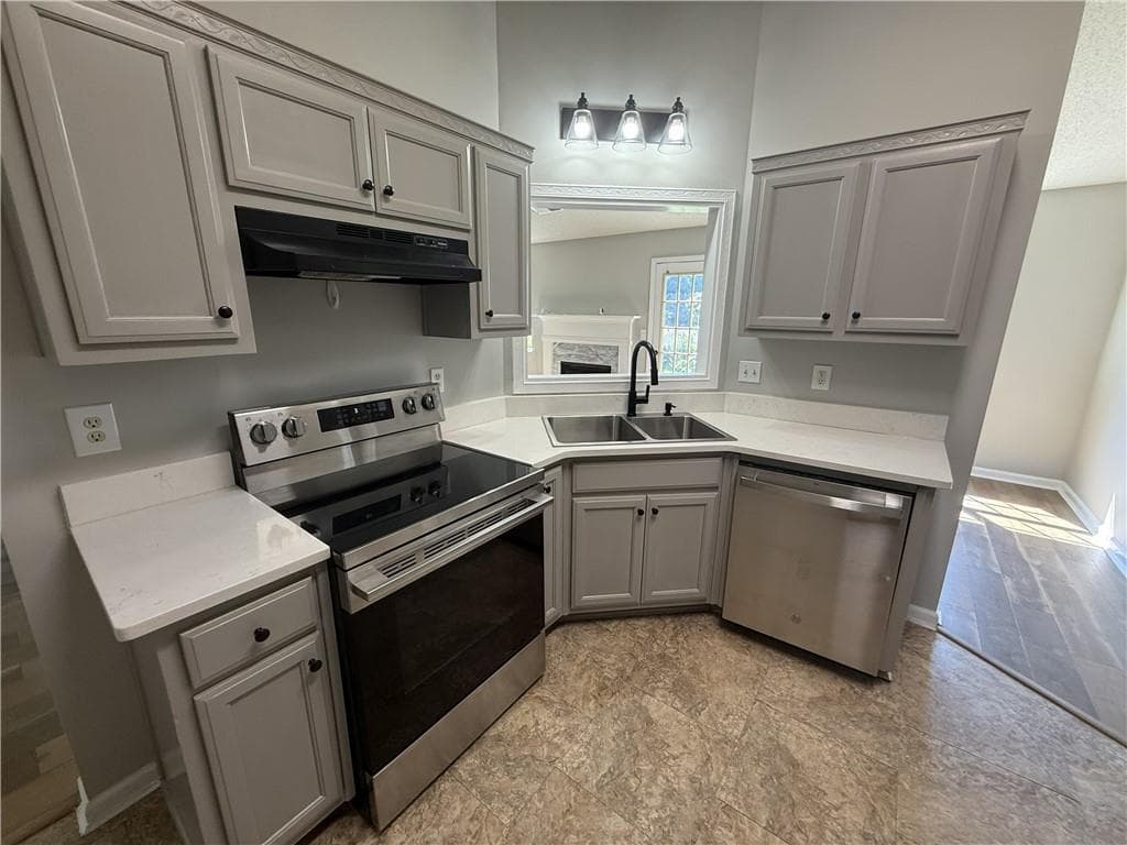 3 bedroom, 2 bathroom, 1,407 sq ft single family residence for sale at 695 Amelia Grove Lane, Lawrenceville, GA 30045 — photo 9