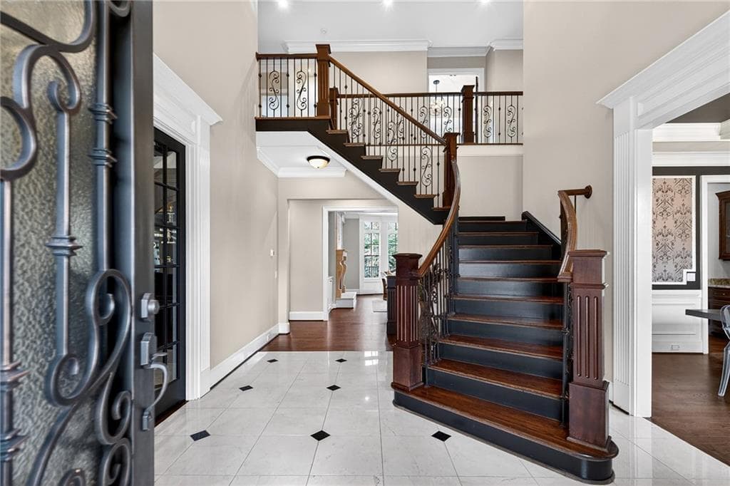 6 bedroom, 7 bathroom, 8,164 sq ft single family residence for sale at 1820 Turnberry Avenue, Suwanee, GA 30024 — photo 4