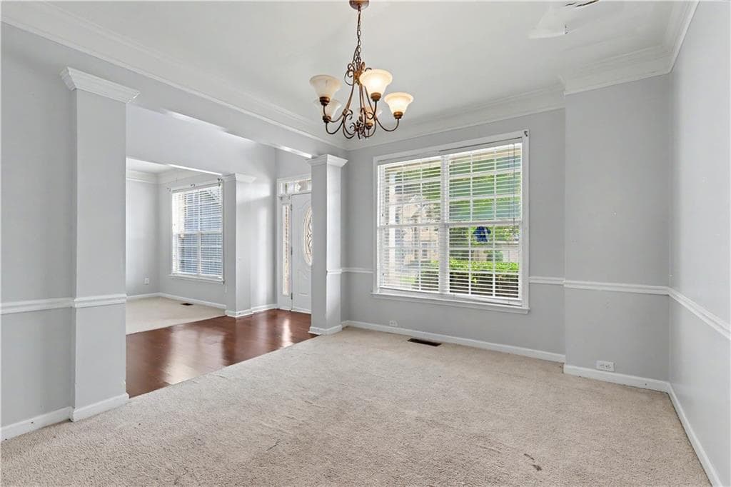6 bedroom, 4 bathroom, 2,539 sq ft single family residence under contract at 530 Bigelow, Atlanta, GA 30349 — photo 3