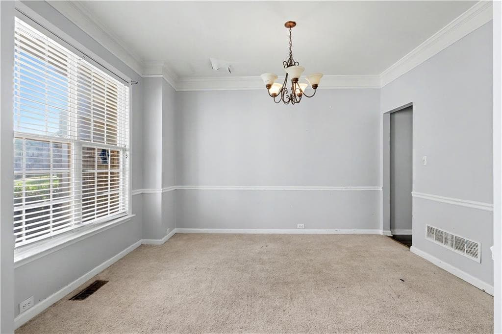 6 bedroom, 4 bathroom, 2,539 sq ft single family residence under contract at 530 Bigelow, Atlanta, GA 30349 — photo 7