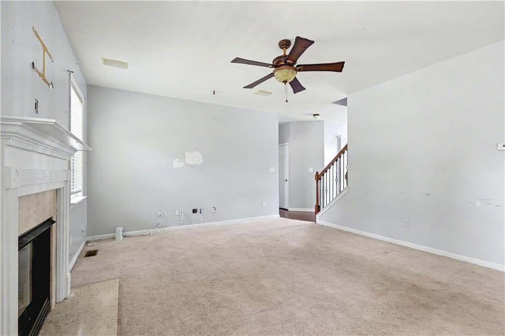 6 bedroom, 4 bathroom, 2,539 sq ft single family residence under contract at 530 Bigelow, Atlanta, GA 30349 — photo 8