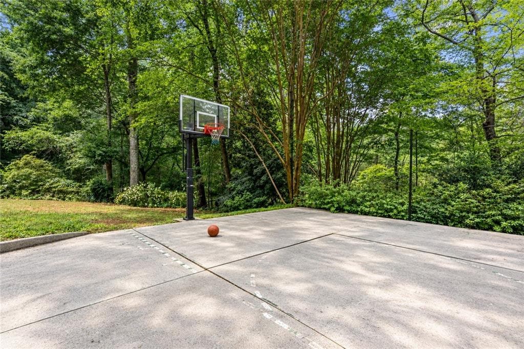 5 bedroom, 4 bathroom, 3,159 sq ft single family residence for sale at 1005 Clarion Way, Lawrenceville, GA 30044 — photo 4