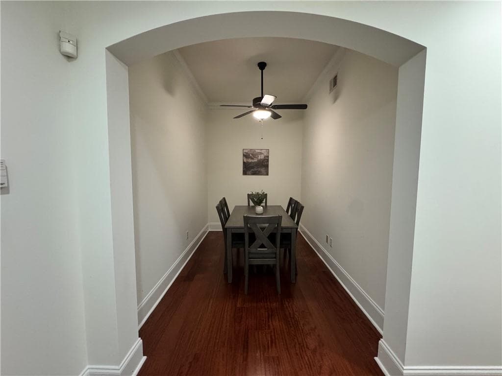2 bedroom, 2 bathroom, 1,218 sq ft condominium for rent at 2277 Peachtree Road 510, Atlanta, GA 30309 for $2,400 a month — photo 3