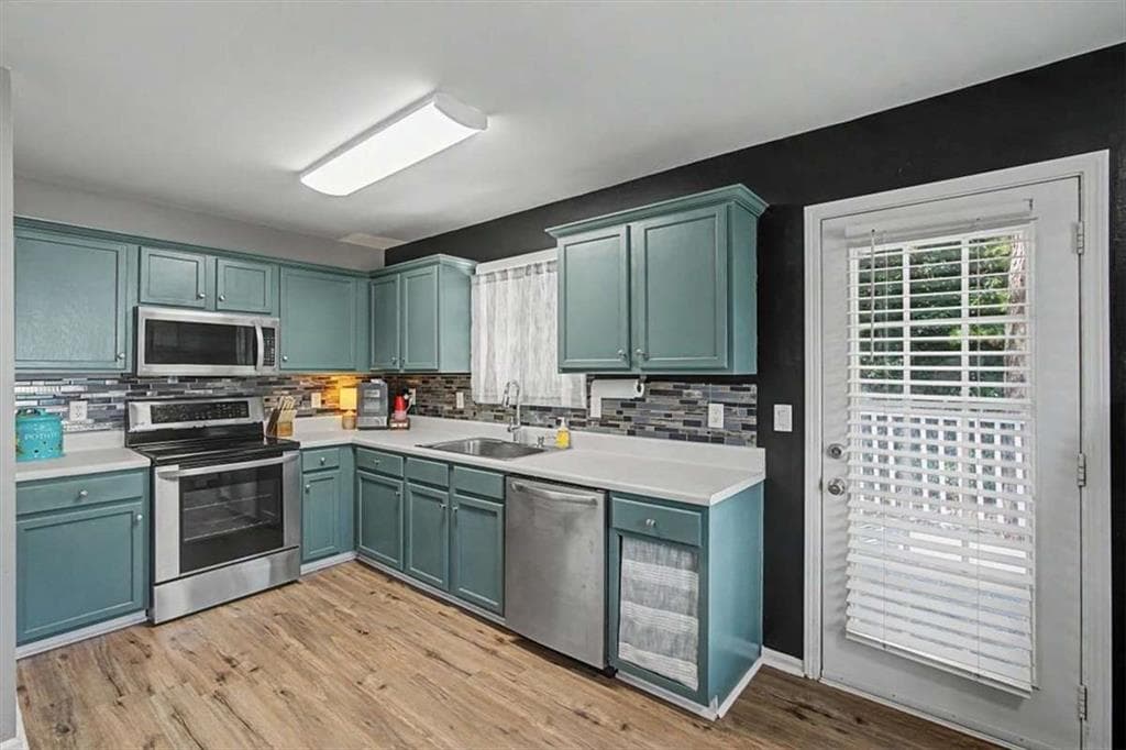 4 bedroom, 2 bathroom, 1,298 sq ft single family residence under contract at 26 Moorland Drive, Rockmart, GA 30153 — photo 4