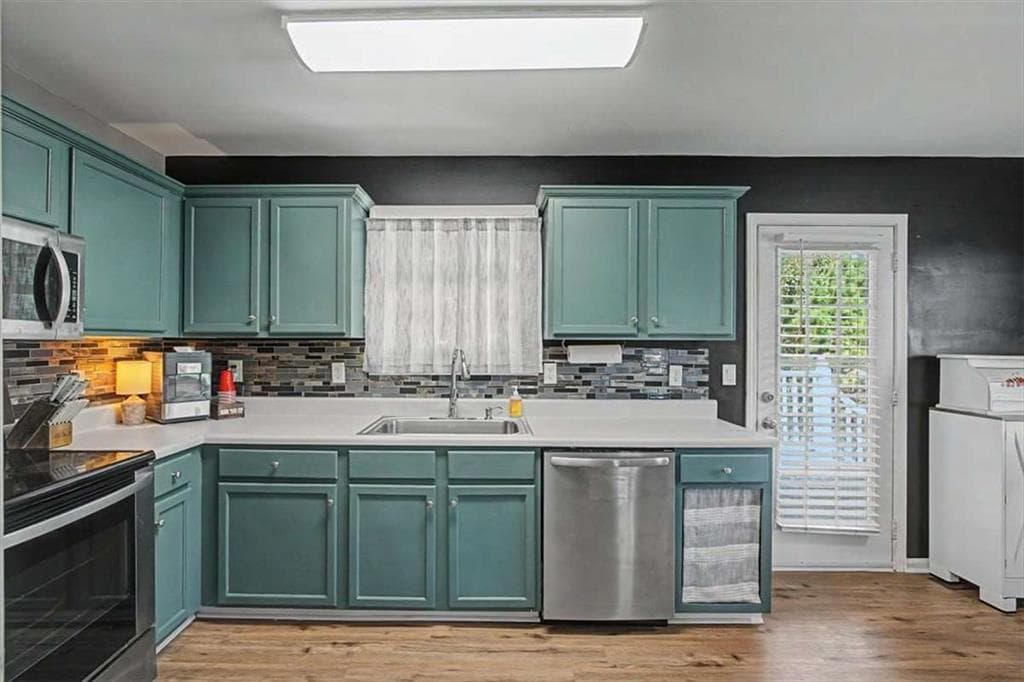 4 bedroom, 2 bathroom, 1,298 sq ft single family residence under contract at 26 Moorland Drive, Rockmart, GA 30153 — photo 7