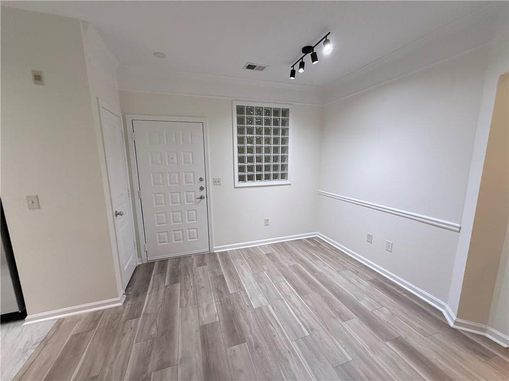 1 bedroom, 1 bathroom, 780 sq ft condominium for sale at 10 Perimeter Summit Boulevard 4307, Atlanta, GA 30319 — photo 4