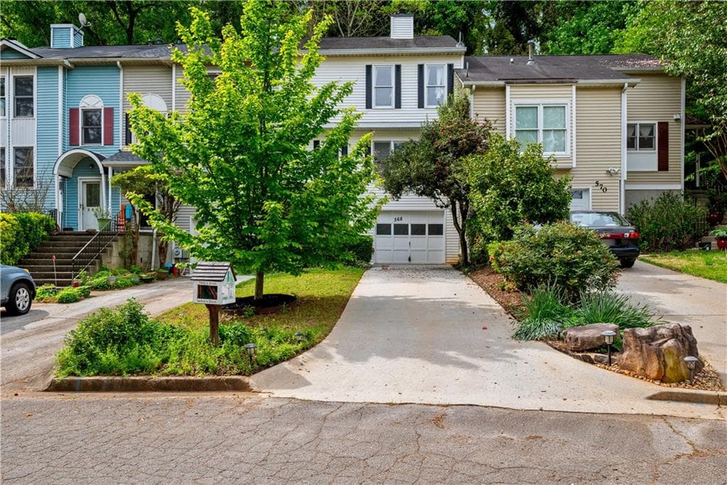 3 bedroom, 3 bathroom, 1,408 sq ft townhouse under contract at 568 Stratford Green, Avondale Estates, GA 30002
