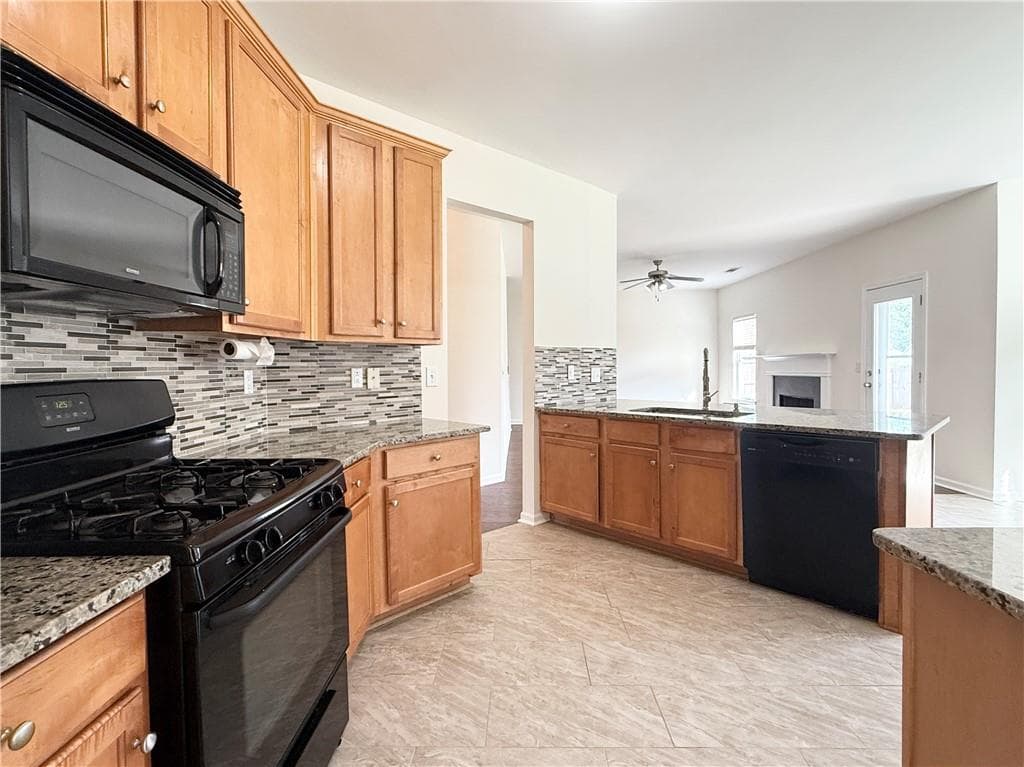 4 bedroom, 3 bathroom, 3,026 sq ft single family residence for sale at 1115 Grey Rock Way, Suwanee, GA 30024 — photo 7