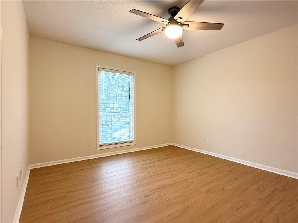 2 bedroom, 2 bathroom, 1,253 sq ft condominium for sale at 6851 Roswell Road O34, Atlanta, GA 30328 — photo 6