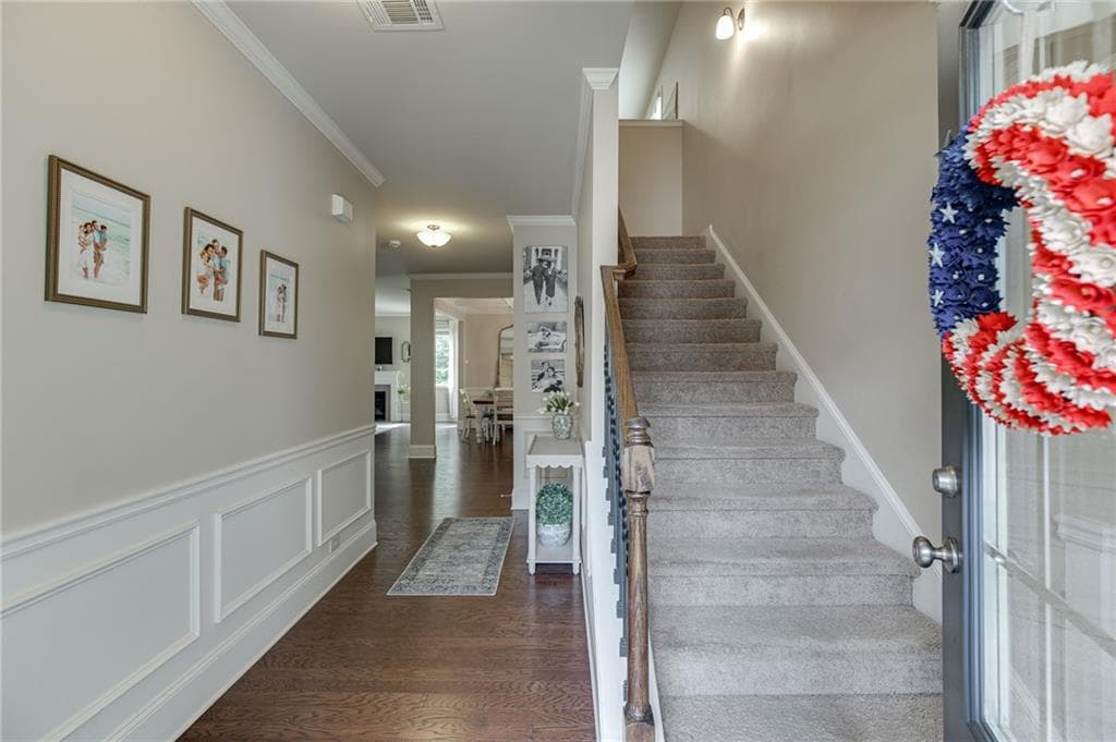 4 bedroom, 4 bathroom, 2,900 sq ft single family residence for rent at 6896 Big Sky Drive, Flowery Branch, GA 30542 for $2,800 a month — photo 3