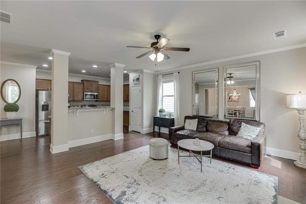 4 bedroom, 4 bathroom, 2,900 sq ft single family residence for rent at 6896 Big Sky Drive, Flowery Branch, GA 30542 for $2,800 a month — photo 8