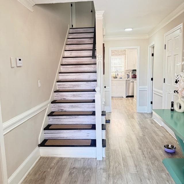 3 bedroom, 3 bathroom, 1,914 sq ft single family residence for sale at 588 Freemans Walk, Stone Mountain, GA 30083 — photo 5
