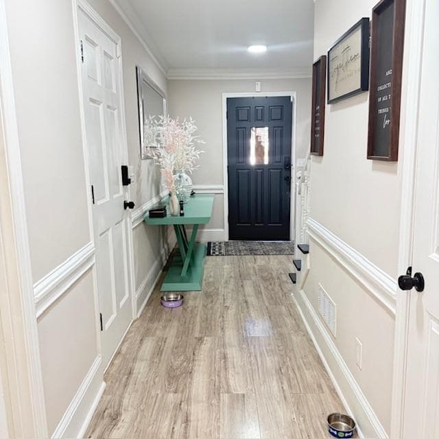 3 bedroom, 3 bathroom, 1,914 sq ft single family residence for sale at 588 Freemans Walk, Stone Mountain, GA 30083 — photo 7