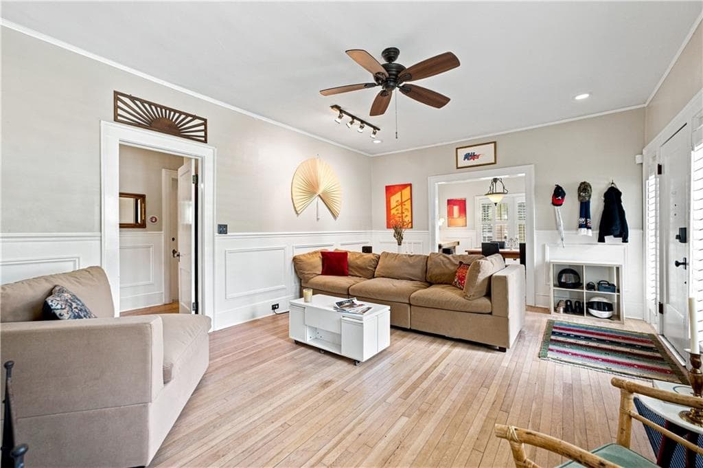 3 bedroom, 3 bathroom, 2,178 sq ft single family residence for sale at 452 Euclid Terrace, Atlanta, GA 30307 — photo 9