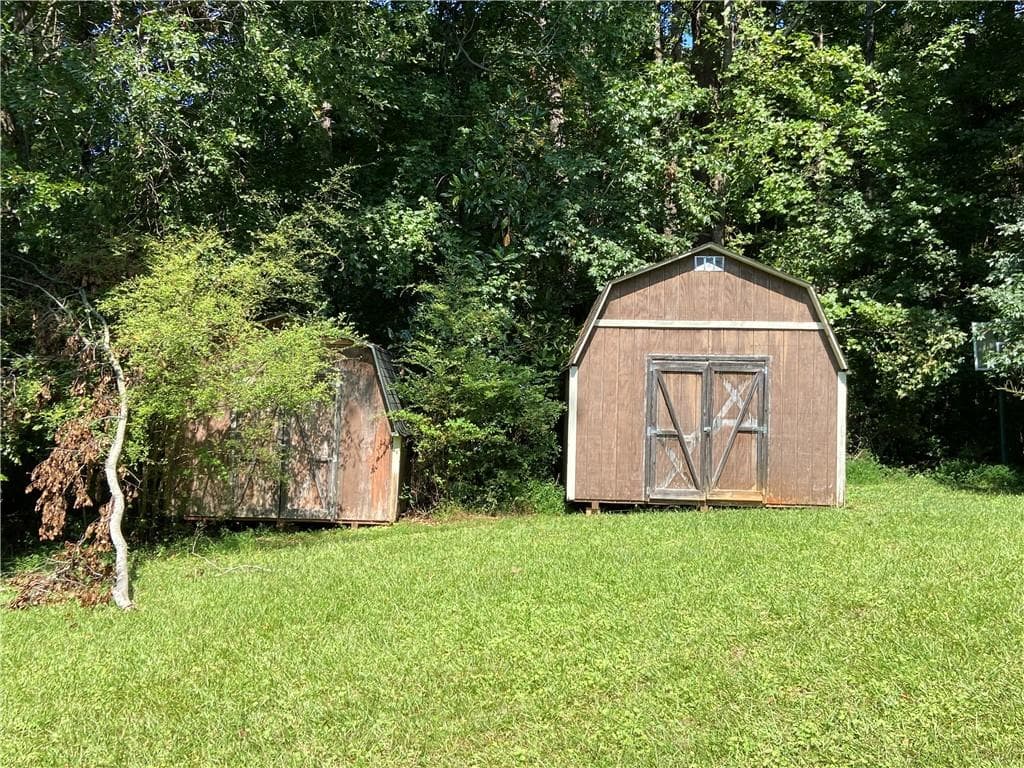 3 bedroom, 2 bathroom, 1,693 sq ft single family residence under contract at 4911 Cowan Road, Acworth, GA 30101 — photo 5