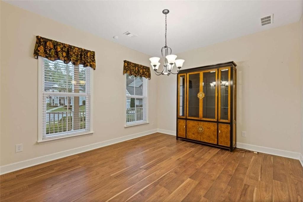 5 bedroom, 5 bathroom, 4,508 sq ft single family residence for sale at 6634 Stag Leap Lane, Hoschton, GA 30548 — photo 8