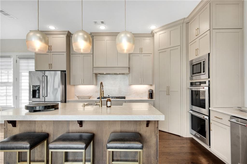 3 bedroom, 4 bathroom, 2,926 sq ft townhouse for sale at 241 Mcaffee Street, Woodstock, GA 30188 — photo 5