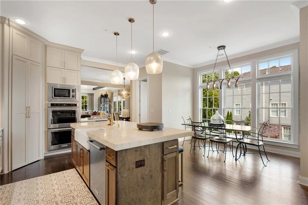 3 bedroom, 4 bathroom, 2,926 sq ft townhouse for sale at 241 Mcaffee Street, Woodstock, GA 30188 — photo 7