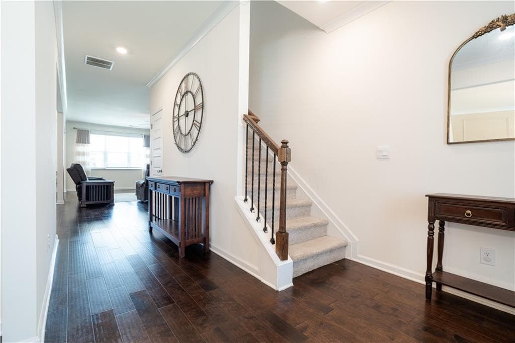 5 bedroom, 3 bathroom, 3,250 sq ft single family residence for sale at 3276 Papyrus Palm Road, Loganville, GA 30052 — photo 5