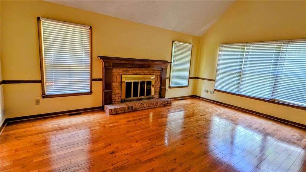 4 bedroom, 4 bathroom, 3,483 sq ft single family residence for sale at 1810 Rockside Lane, Snellville, GA 30078 — photo 5