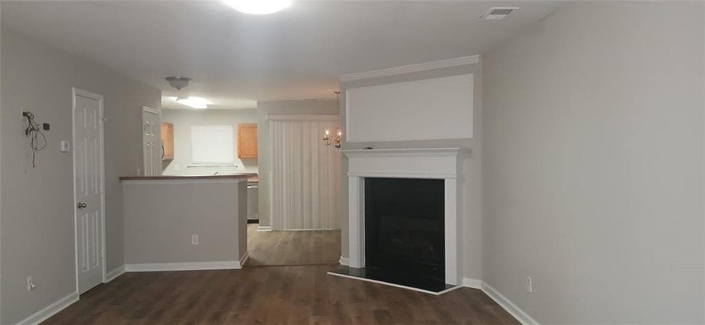 2 bedroom, 3 bathroom, 1,450 sq ft townhouse for rent at 757 Crestwell Circle, Atlanta, GA 30331 for $1,600 a month — photo 3
